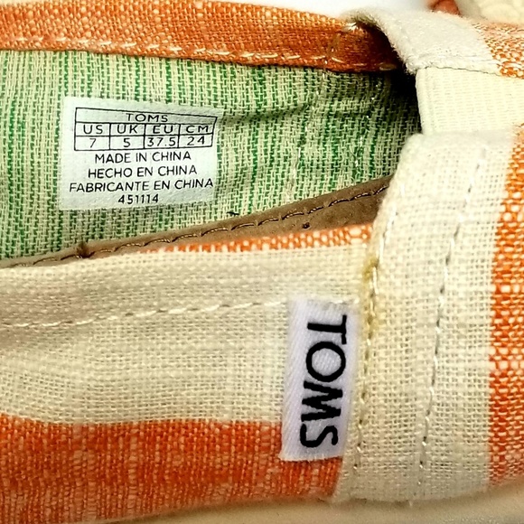 TOMS Classic Womens Striped Canavas Shoes - Picture 4 of 8